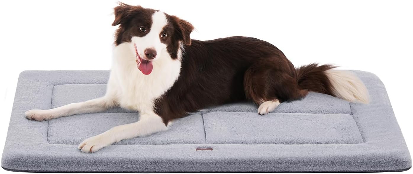 Made4Pets Dog Crate Pad Bed for Medium Large Dogs, Washable & Reversible, Anti-Slip Kennel Mat for Cozy Sleeping, Soft Fluffy Dog Bed for Indoor & Outdoor Use, 35″x23″, Gray